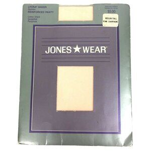 Jones Wear Pantyhose Medium Tall Pink Champagne Reinforced Panty Sandalfoot